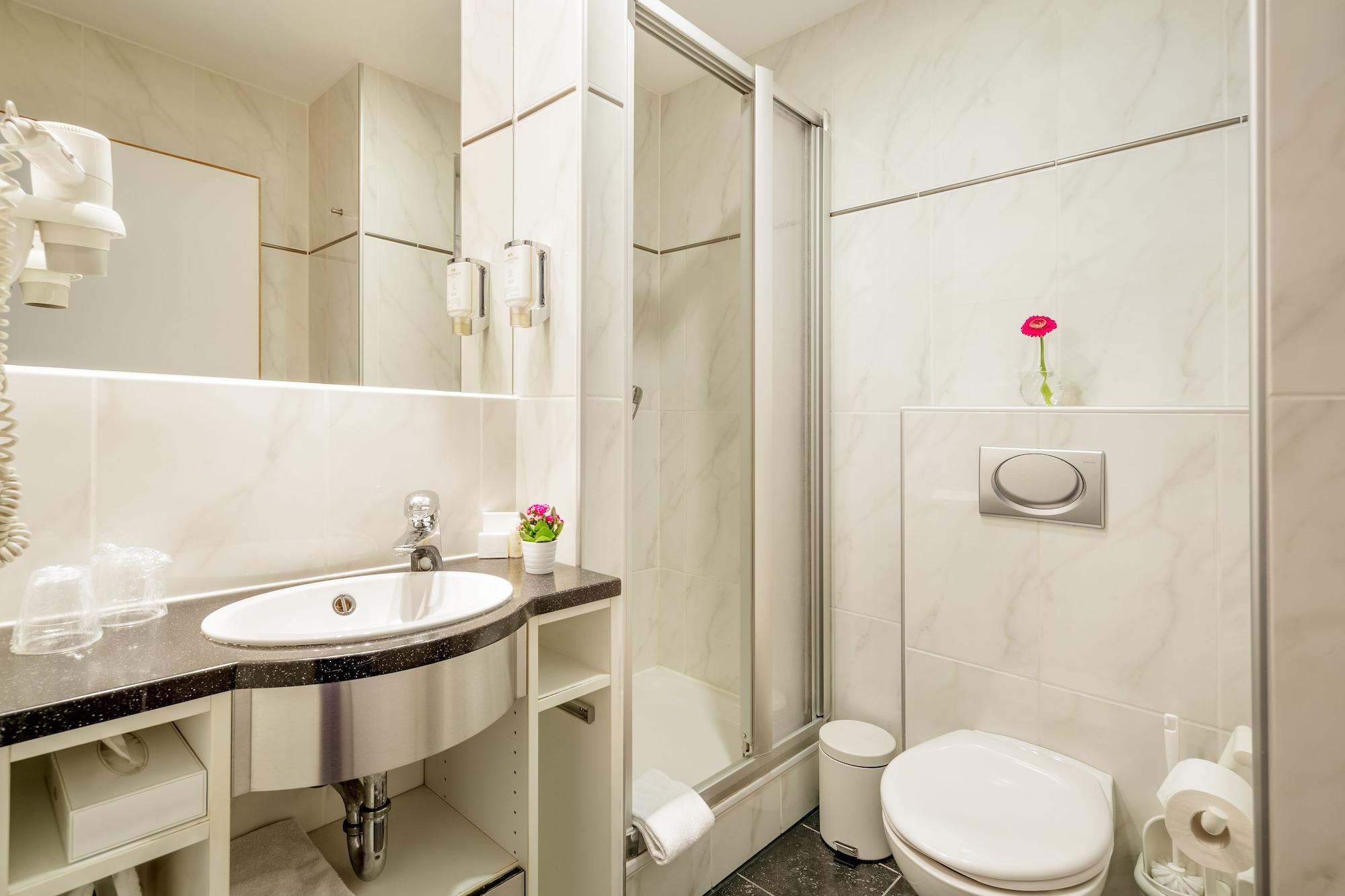 Messehotel Koeln-Deutz المظهر الخارجي الصورة