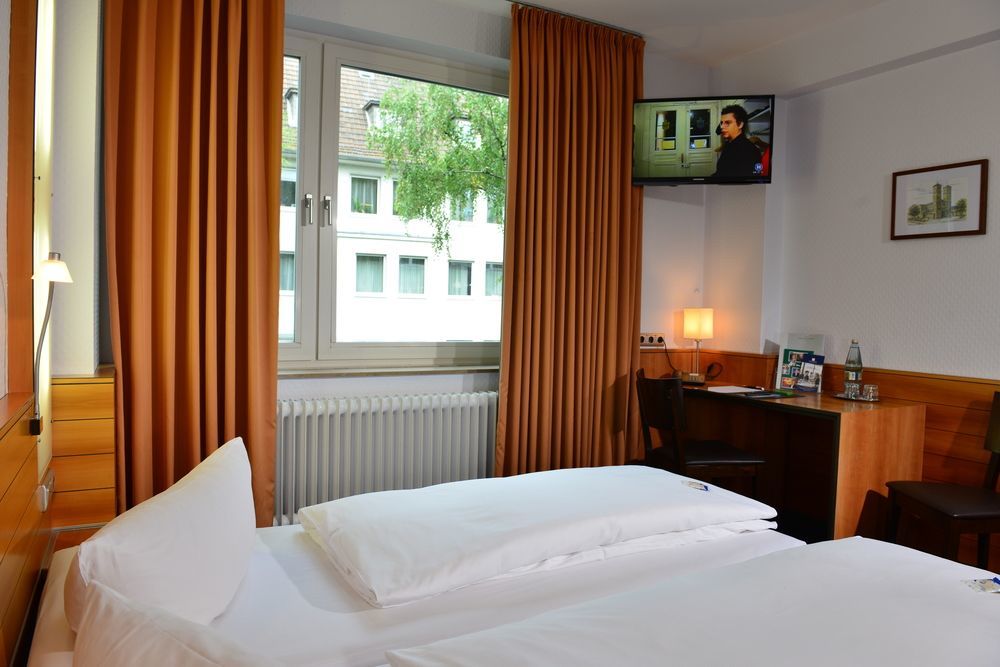 Messehotel Koeln-Deutz المظهر الخارجي الصورة